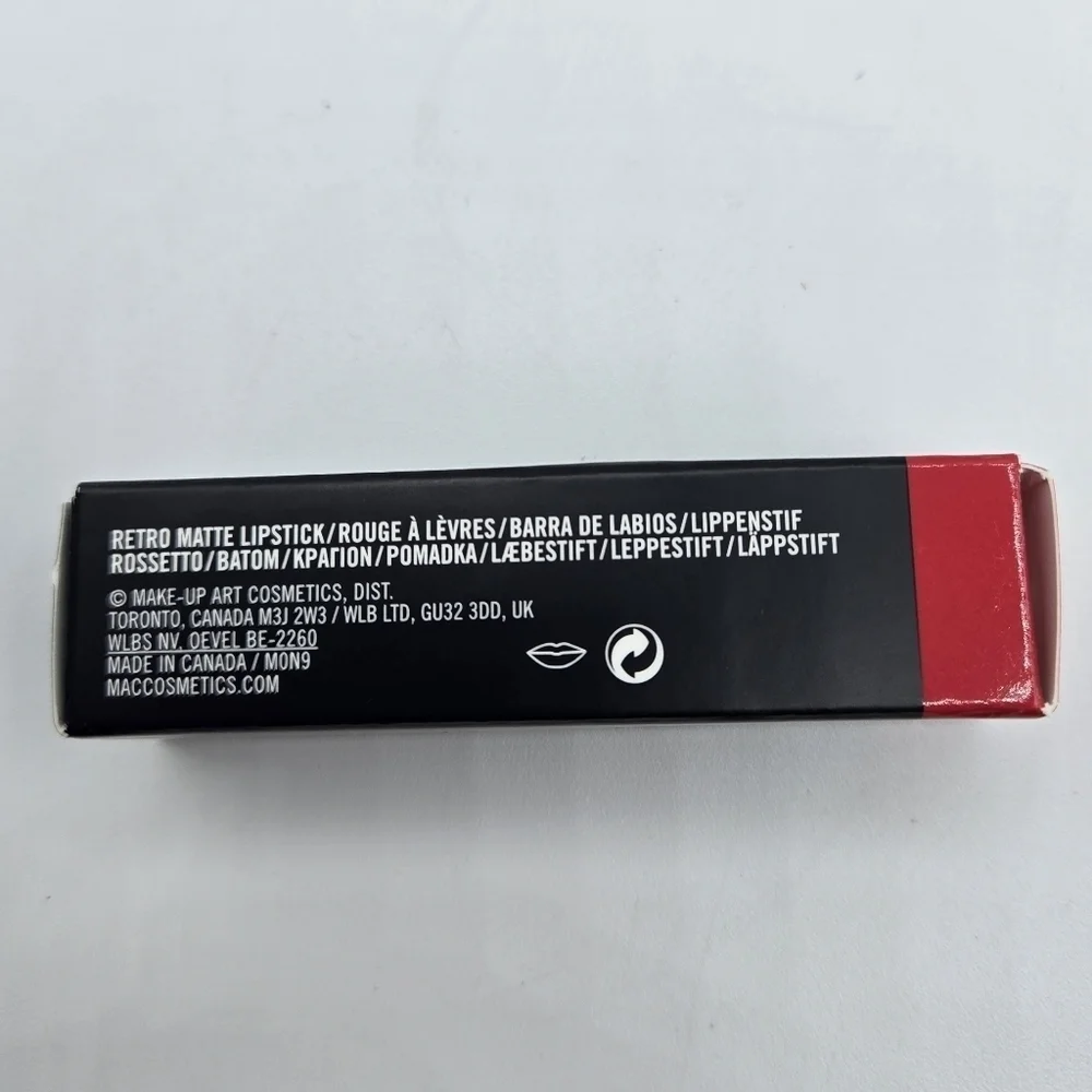 MAC Relentlessly Red 706 Retro Matte Lipstick